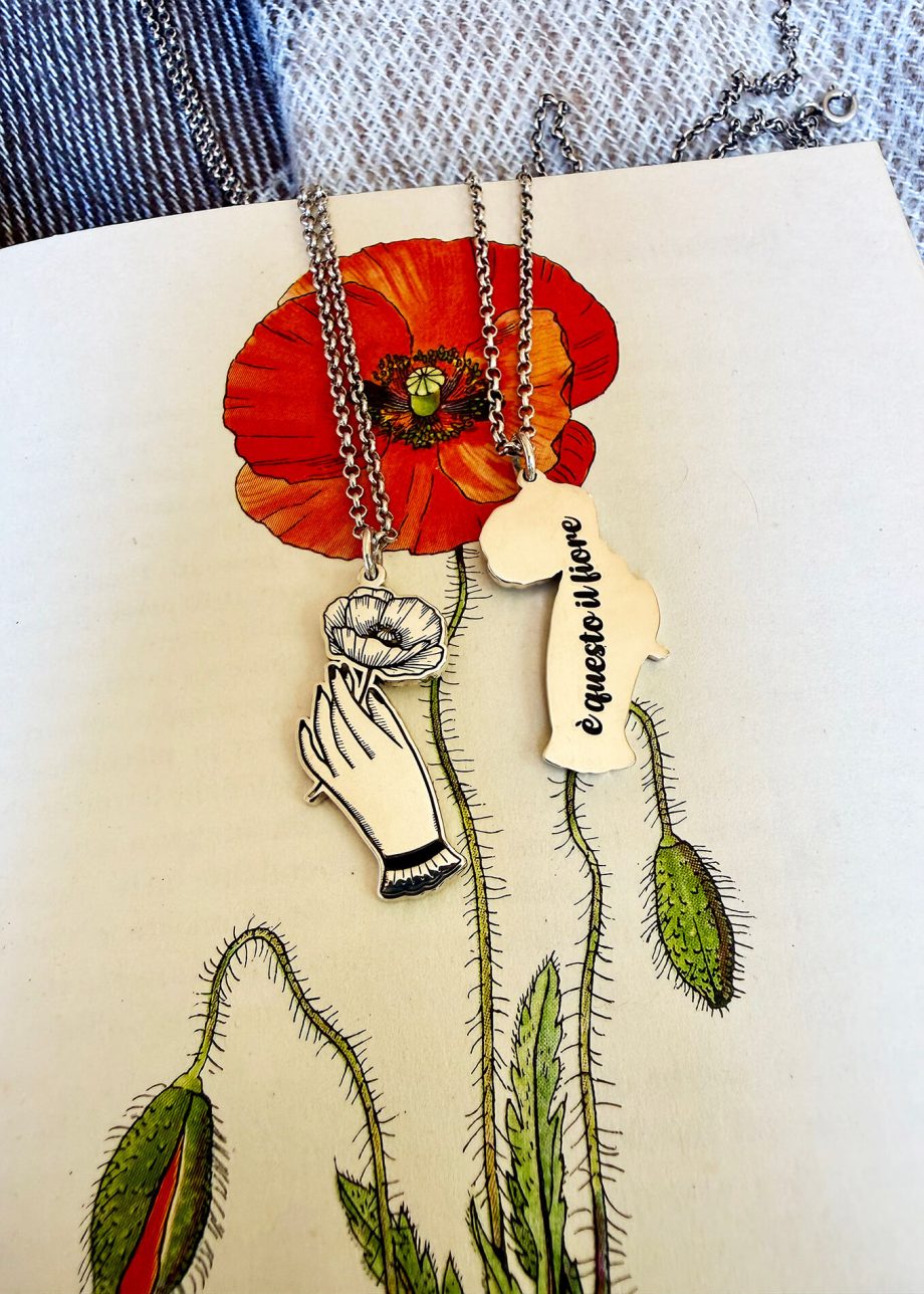 Collana talismano "è questo il fiore" - in argento 925 - immagine 3