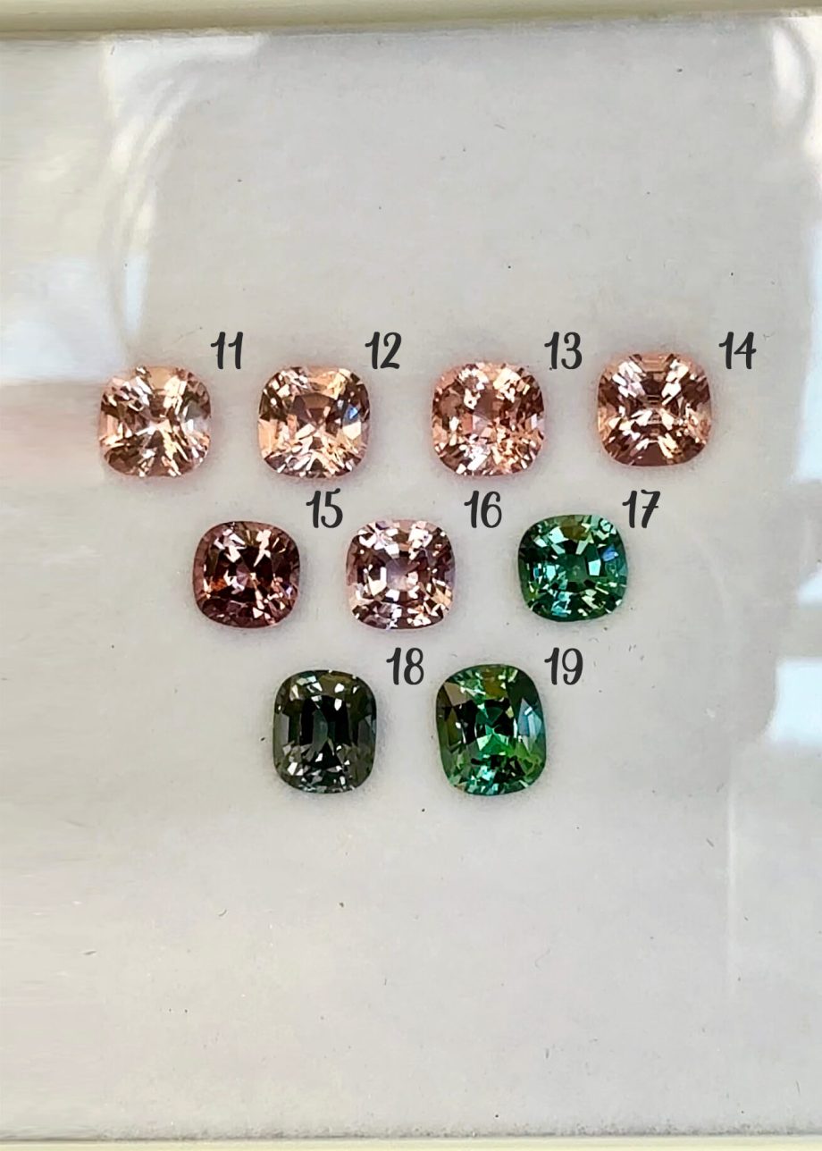 Anello con pietra - PEZZO UNICO - con spinelli naturali numerati in oro 750 o argento 925